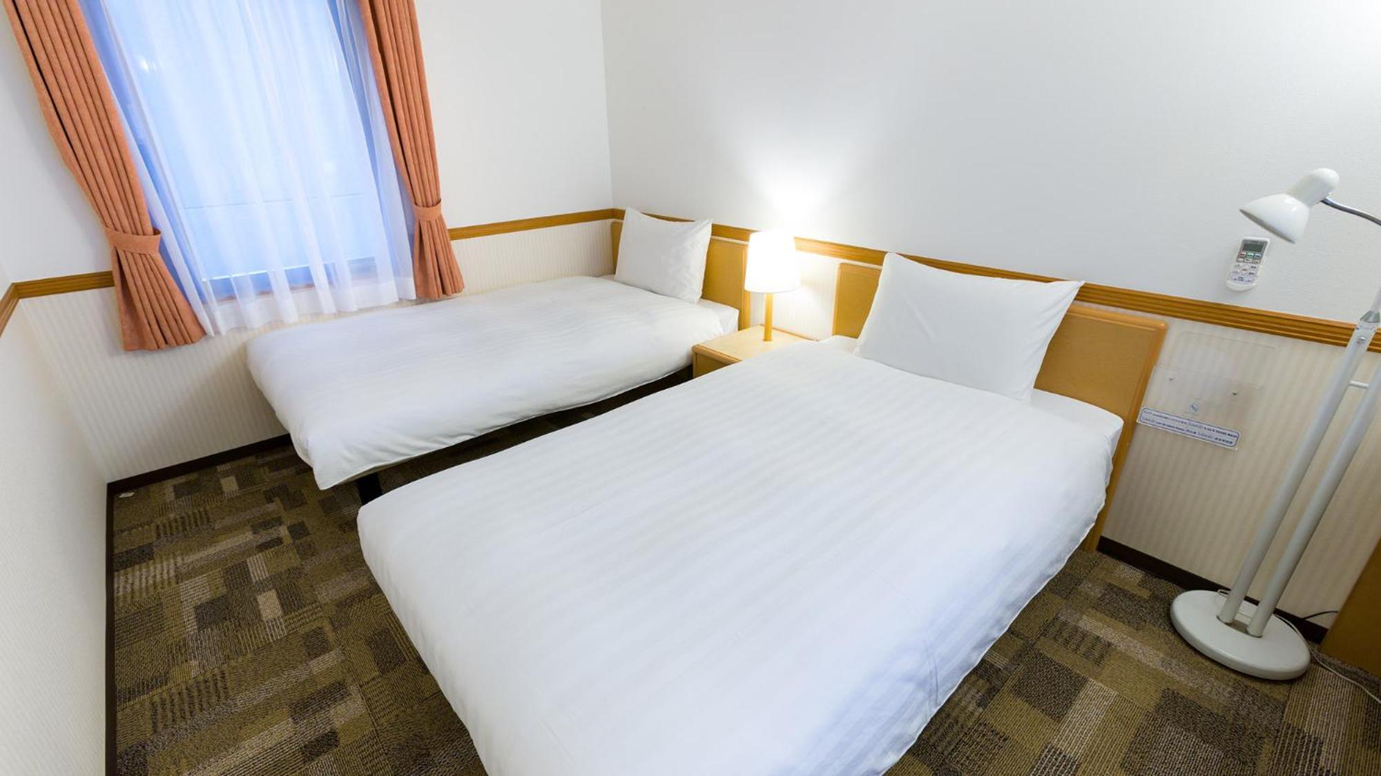 Toyoko Inn Tsushima Izuhara Δωμάτιο φωτογραφία
